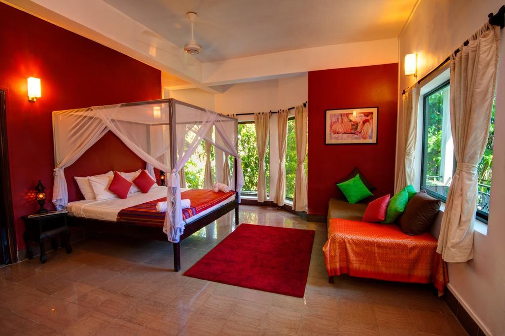 The Willow Boutique Hotel Phnom Penh Exterior foto
