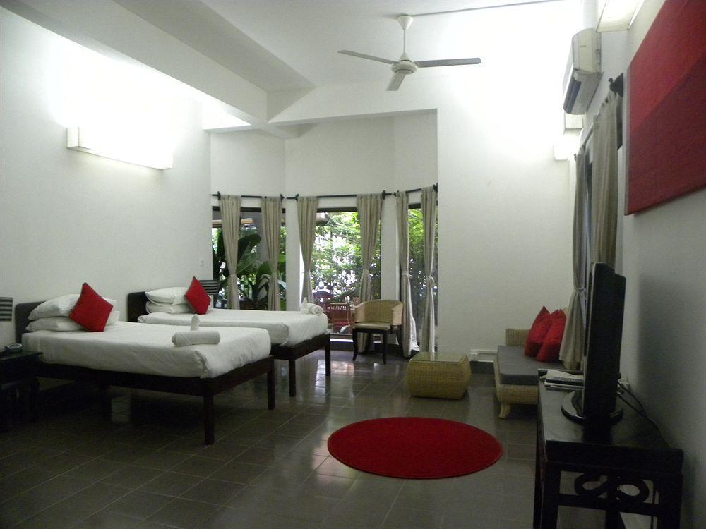 The Willow Boutique Hotel Phnom Penh Exterior foto