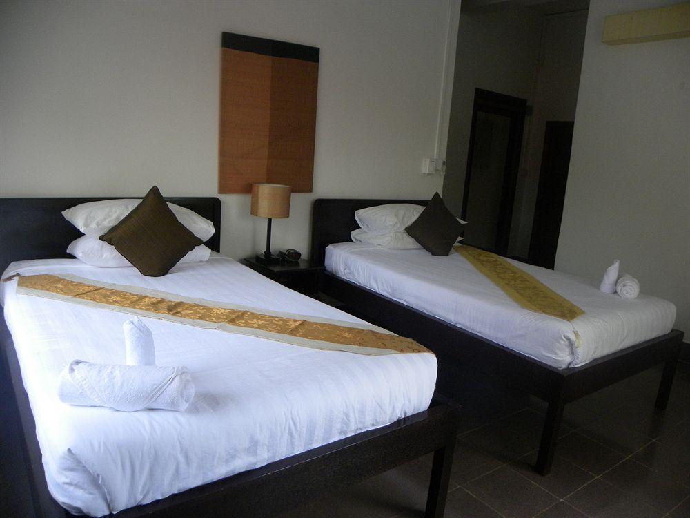 The Willow Boutique Hotel Phnom Penh Exterior foto