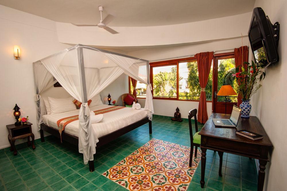 The Willow Boutique Hotel Phnom Penh Exterior foto